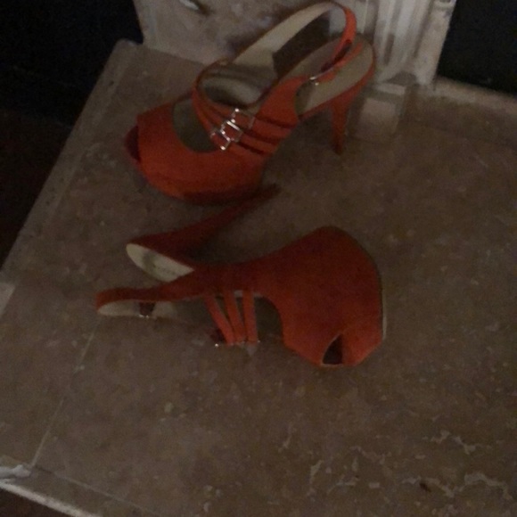 Shoes - Picture 1 of 2